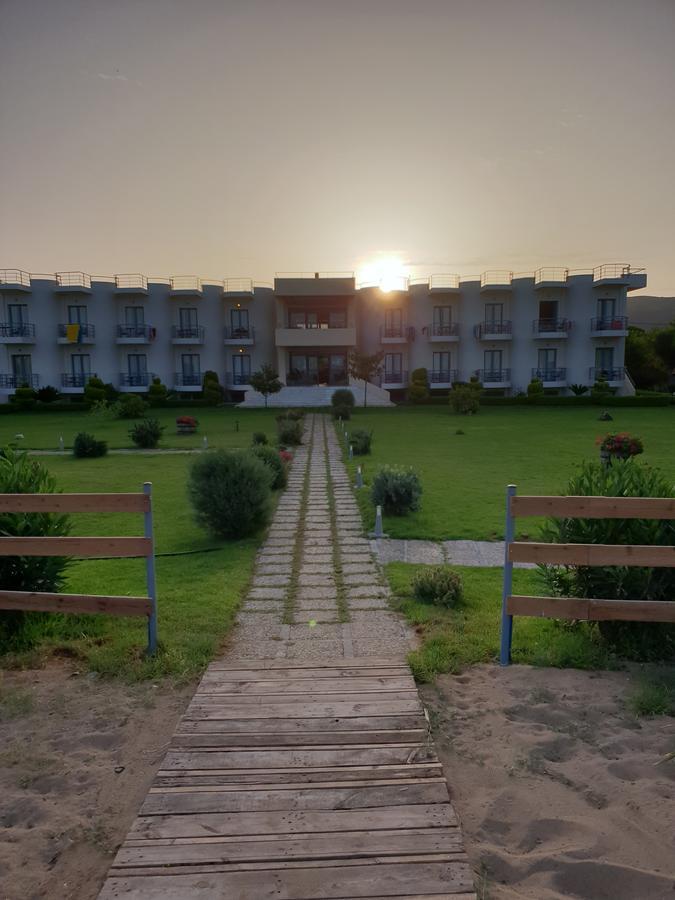 Ostria Hotel Kakovatos Beach Захаро Екстер'єр фото